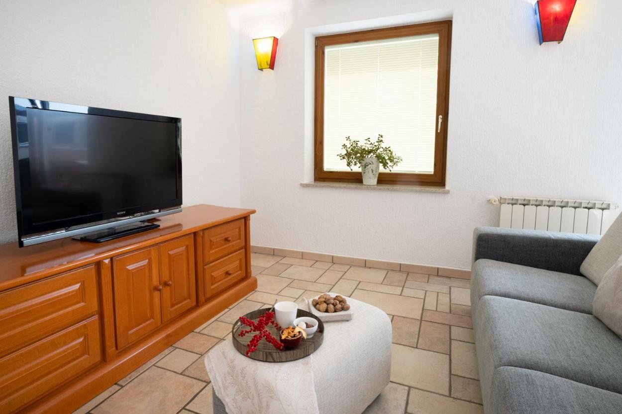 Apartment Ajdi Ajdovščina Εξωτερικό φωτογραφία